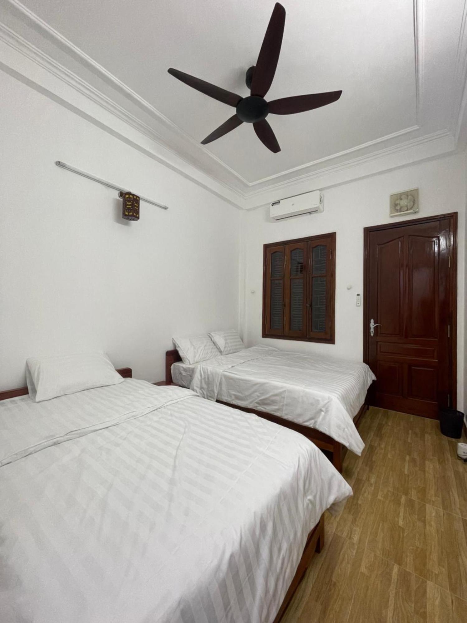 Agarwood Hostel Hanoi Exterior photo